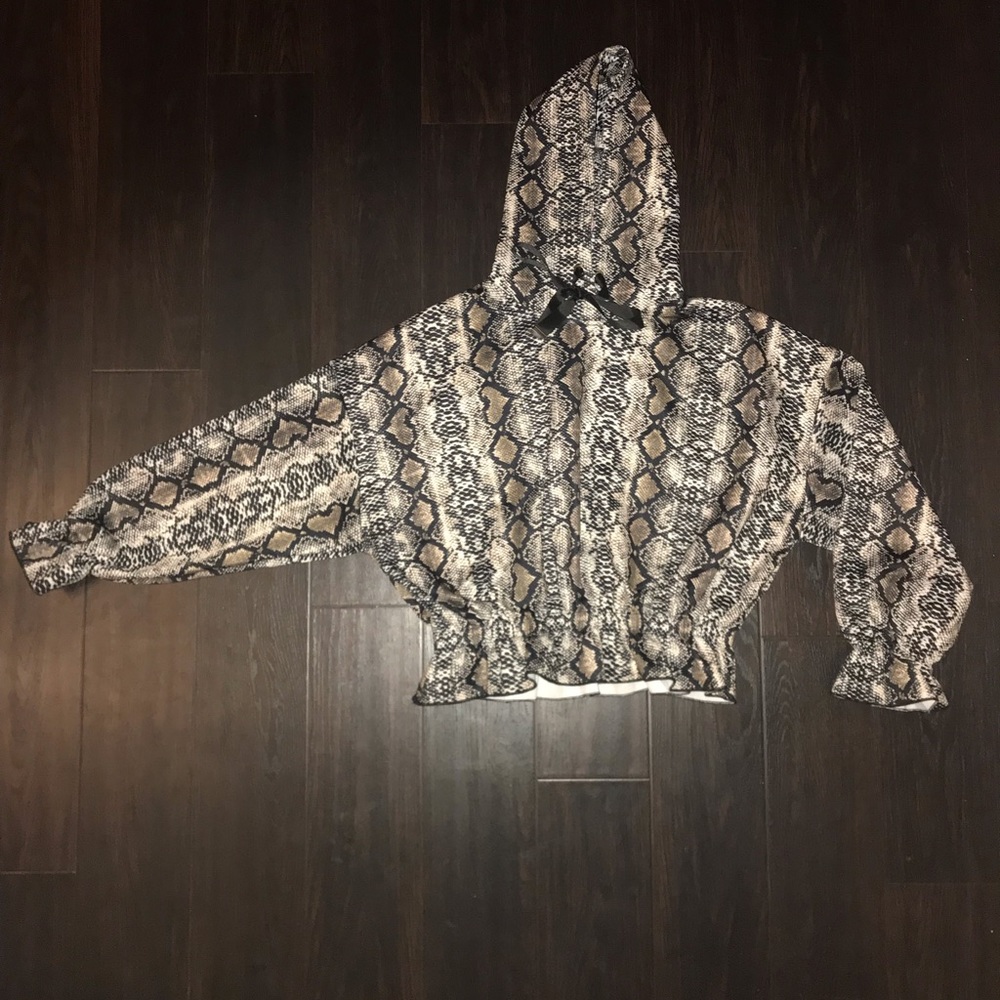 Snake skin fringe crop hoodie